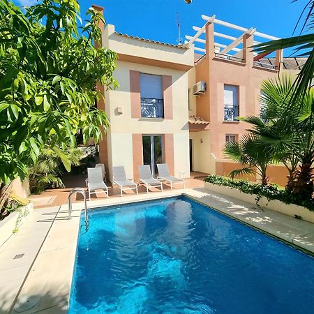 Stunning Home With Outdoor Swimmingpool, 4 Bedrooms And Wifi 베날마데나코스타 외부 사진